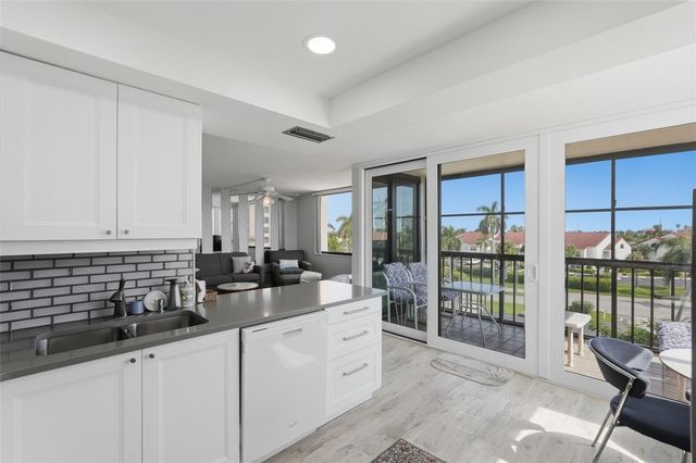 6357 BAHIA DEL MAR BOULEVARD 406, St Petersburg, FL 33715