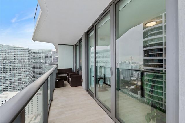 1300 S Miami Ave 2807, Miami, FL 33130