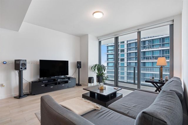 1300 S Miami Ave 2807, Miami, FL 33130