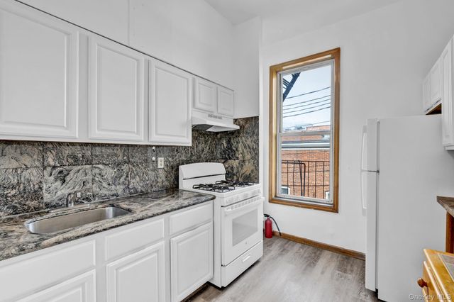 12 N Broadway 1st Floor, Nyack, NY 10960
