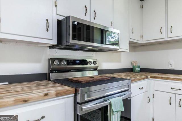 2411 Old Holton Road, Macon, GA 31204