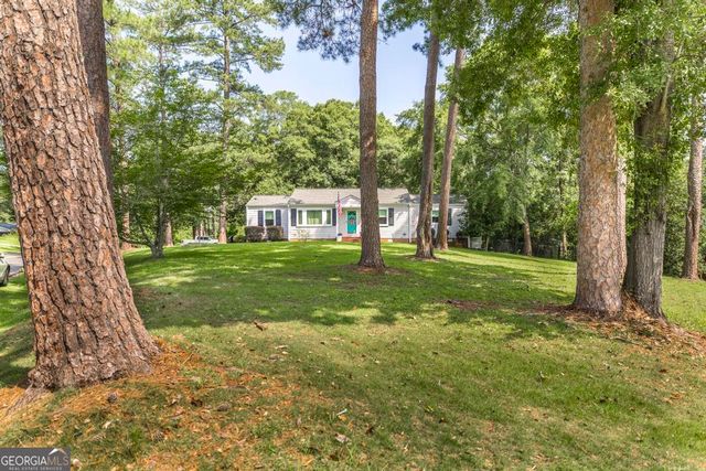 2411 Old Holton Road, Macon, GA 31204