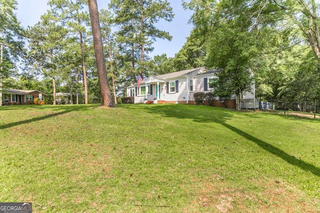 2411 Old Holton Road, Macon, GA 31204