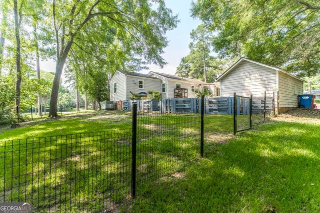 2411 Old Holton Road, Macon, GA 31204