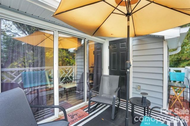 2911 Iron Gate Lane, Charlotte, NC 28212