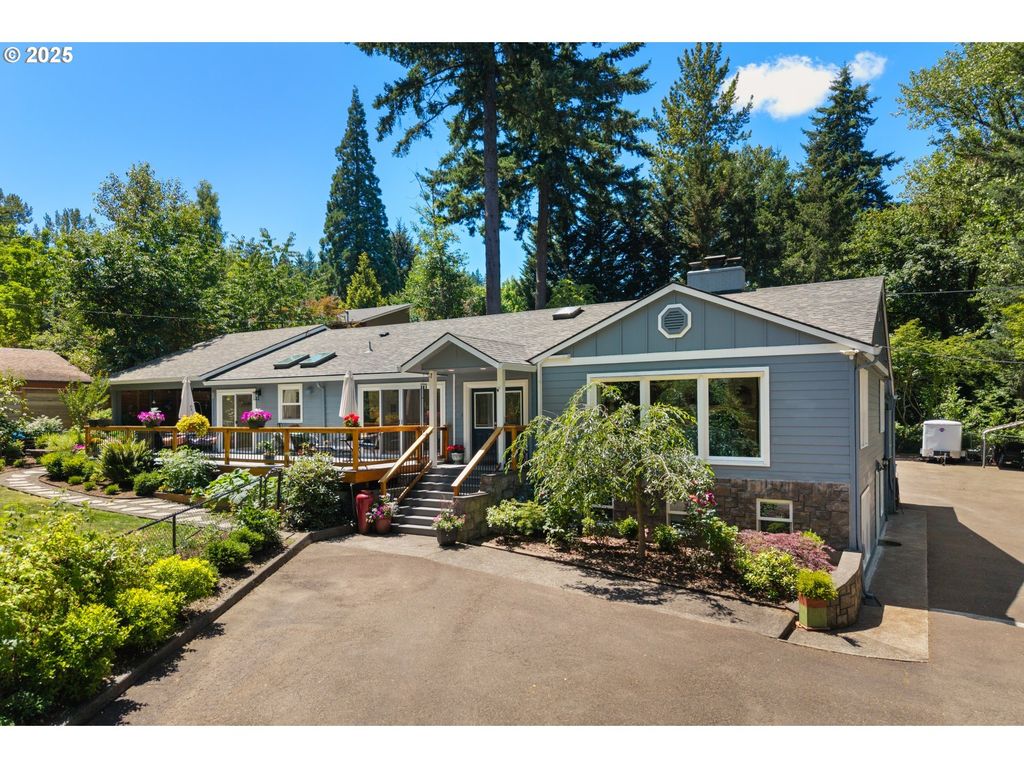 11605 Sw 35TH Ave, Portland, OR 97219