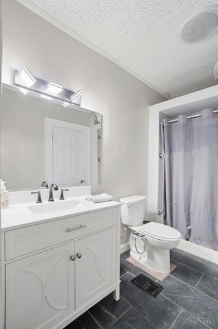 890 Weller Avenue, Hamilton, OH 45015