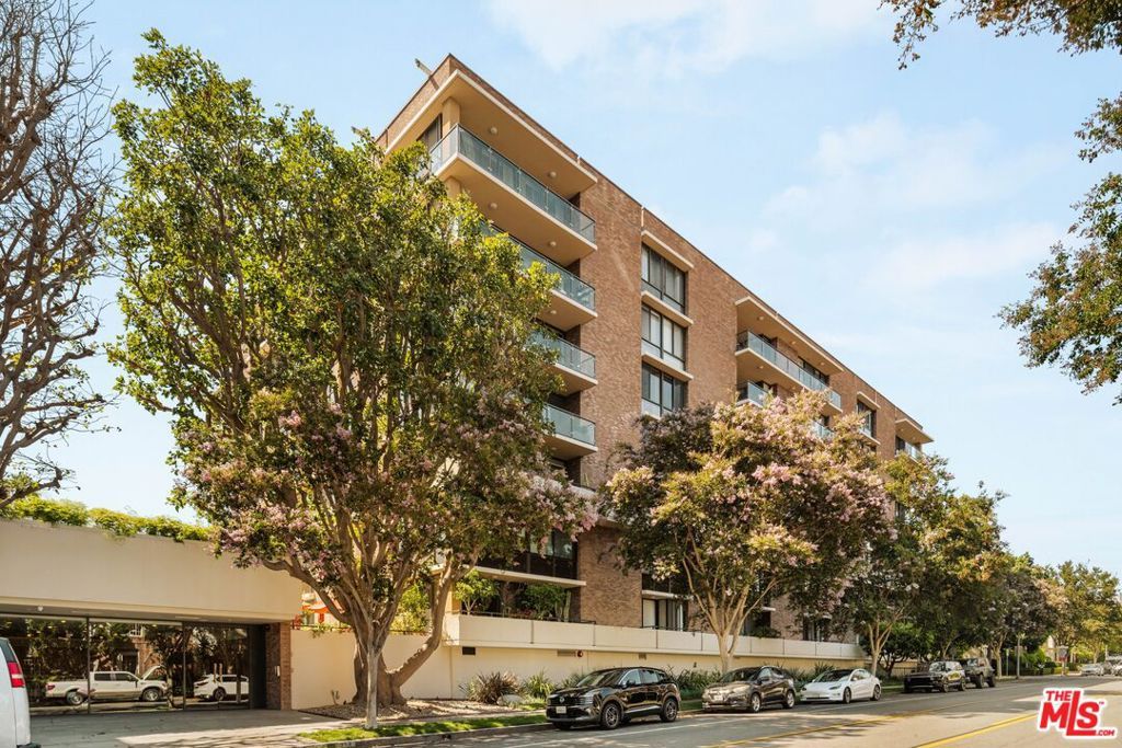 211 S Spalding Drive 107S, Beverly Hills, CA 90212 — exterior