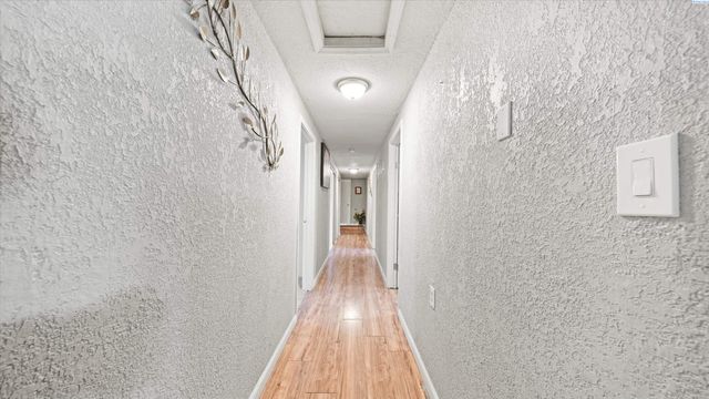 1082 N 61st Ave, West Richland, WA 99353