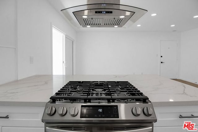 1021 N Genesee Avenue 8, West Hollywood, CA 90046