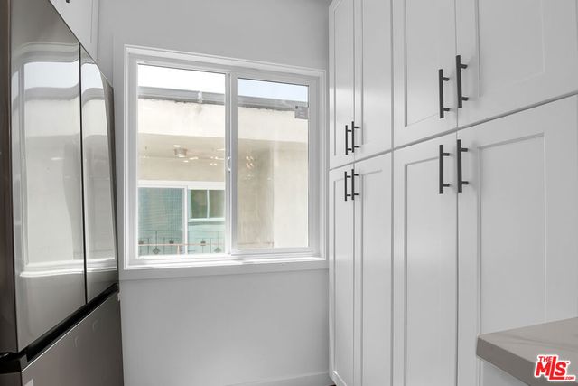 1021 N Genesee Avenue 8, West Hollywood, CA 90046