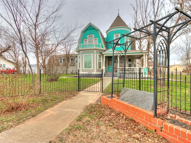 506 S Evans Avenue, El Reno, OK 73036