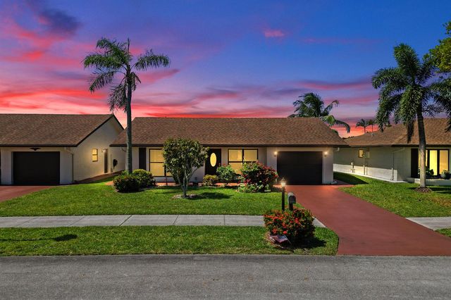 2105 SW 17th Circle, Deerfield Beach, FL 33442