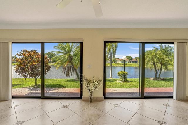 2105 SW 17th Circle, Deerfield Beach, FL 33442