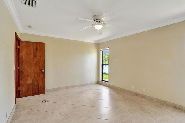 2105 SW 17th Circle, Deerfield Beach, FL 33442