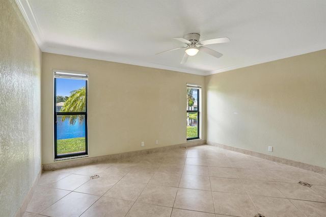 2105 SW 17th Circle, Deerfield Beach, FL 33442