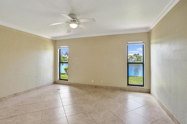 2105 SW 17th Circle, Deerfield Beach, FL 33442
