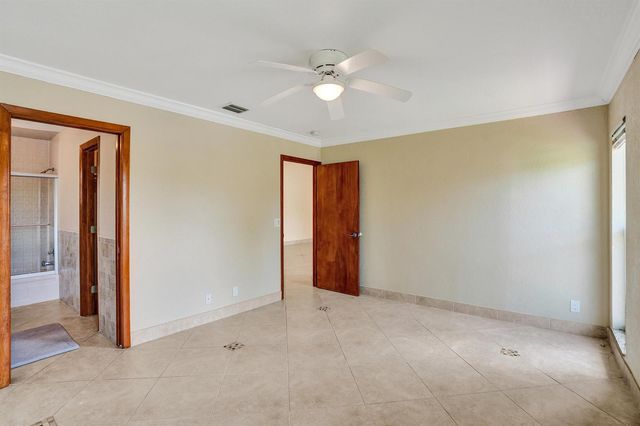 2105 SW 17th Circle, Deerfield Beach, FL 33442