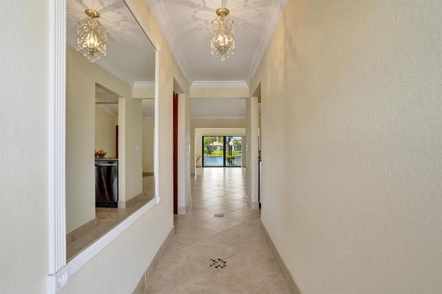 2105 SW 17th Circle, Deerfield Beach, FL 33442