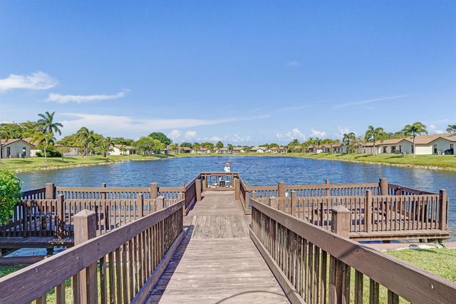 2105 SW 17th Circle, Deerfield Beach, FL 33442