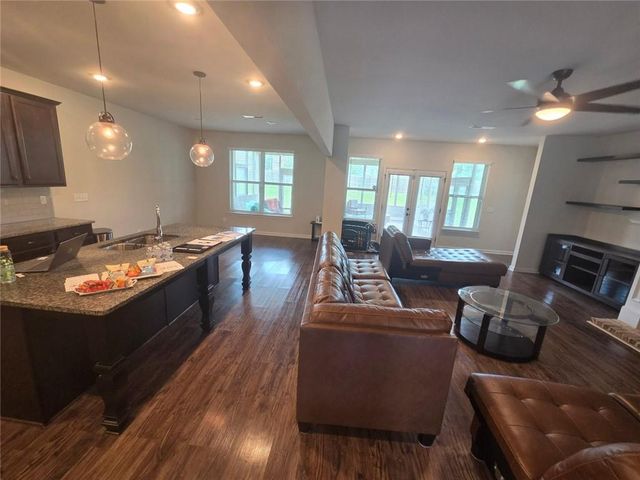 801 Relic Ridge, Hampton, GA 30228