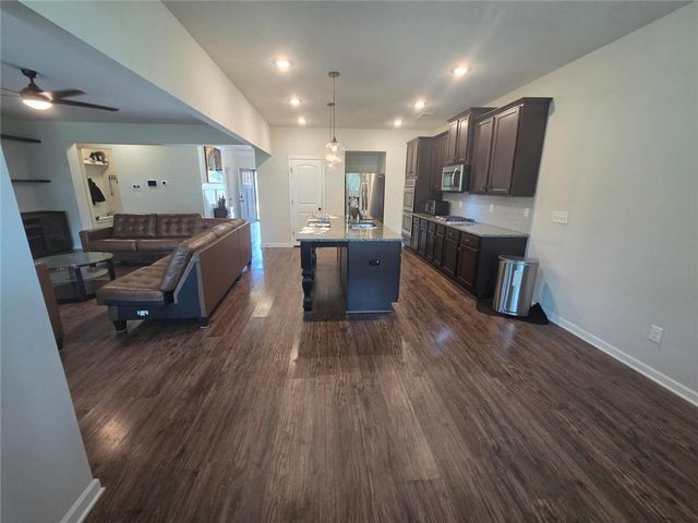 801 Relic Ridge, Hampton, GA 30228