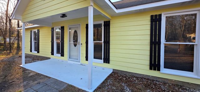 225 Lee Road 0960, Smiths Station, AL 36877