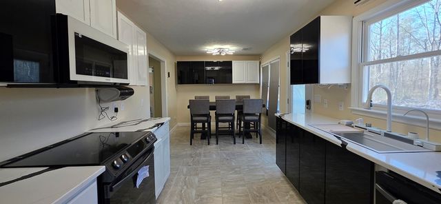 225 Lee Road 0960, Smiths Station, AL 36877