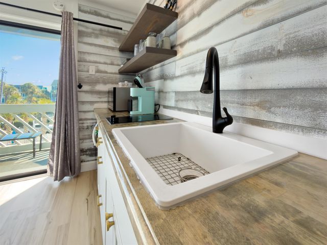 627 N Waccamaw Dr Unit 209, Murrells Inlet, SC 29576