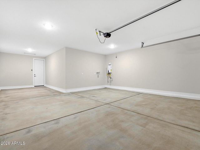 15775 W HONEYSUCKLE Drive, Surprise, AZ 85387