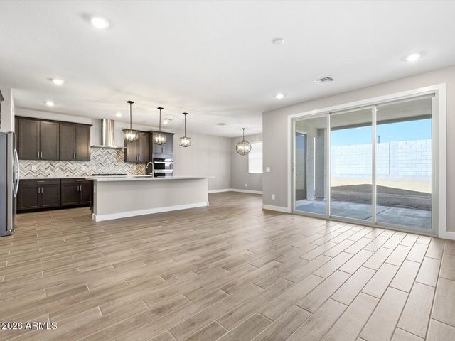 15775 W HONEYSUCKLE Drive, Surprise, AZ 85387