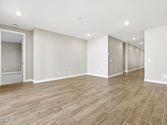 15775 W HONEYSUCKLE Drive, Surprise, AZ 85387