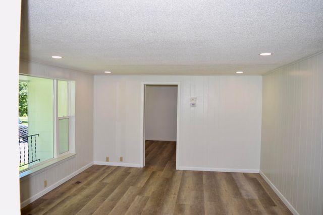 216 W Walden Circle, Soddy Daisy, TN 37379