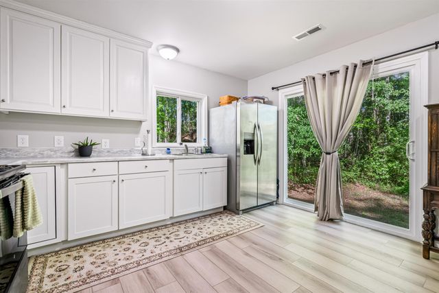 131 Price Ln., Andrews, SC 29510