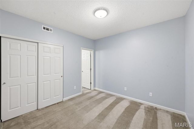 3414 E Lime Kiln A, St Charles, MO 63301