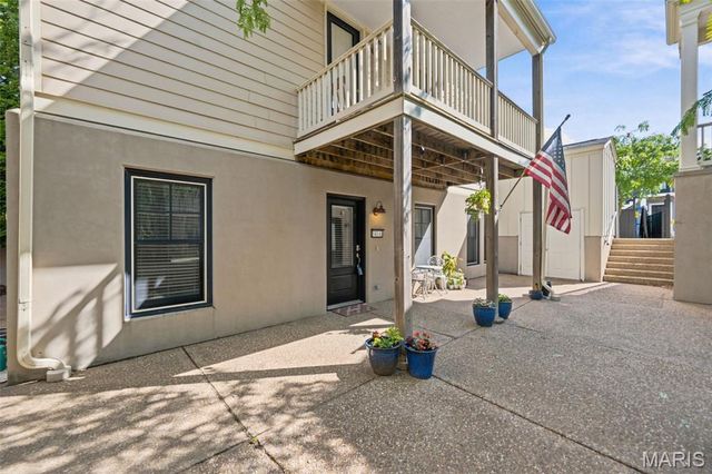 3414 E Lime Kiln A, St Charles, MO 63301