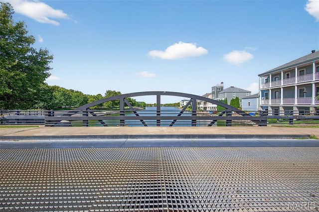 3414 E Lime Kiln A, St Charles, MO 63301