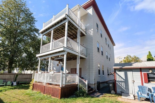 126 Harvey St 2, Cambridge, MA 02140