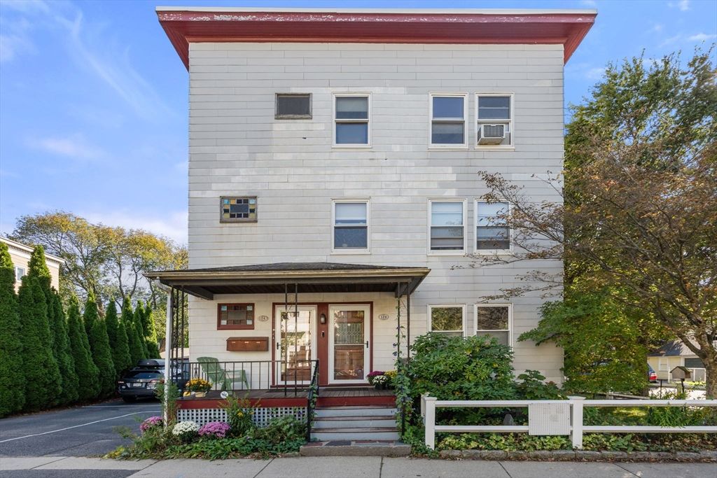 126 Harvey St 2, Cambridge, MA 02140
