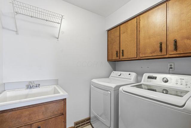 6190 Deeside Drive, Dublin, OH 43017