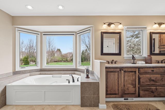 6190 Deeside Drive, Dublin, OH 43017