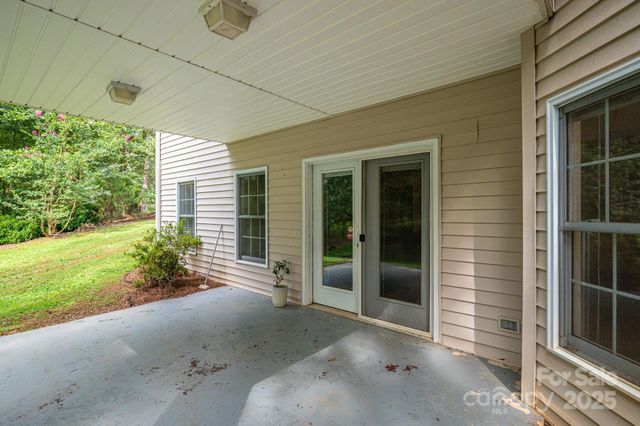 131 Creekside Drive, Shelby, NC 28152