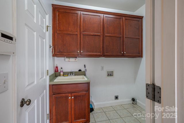 131 Creekside Drive, Shelby, NC 28152