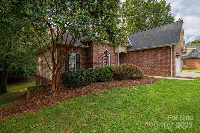 131 Creekside Drive, Shelby, NC 28152