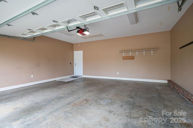 131 Creekside Drive, Shelby, NC 28152