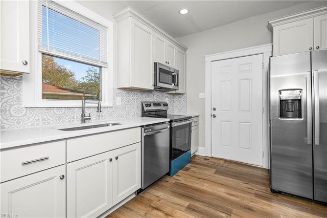 229 Woodview AVE, Norfolk, VA 23505