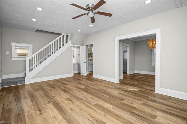 229 Woodview AVE, Norfolk, VA 23505