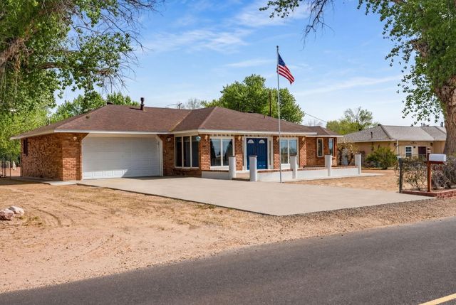 38 Sunset Drive, Belen, NM 87002