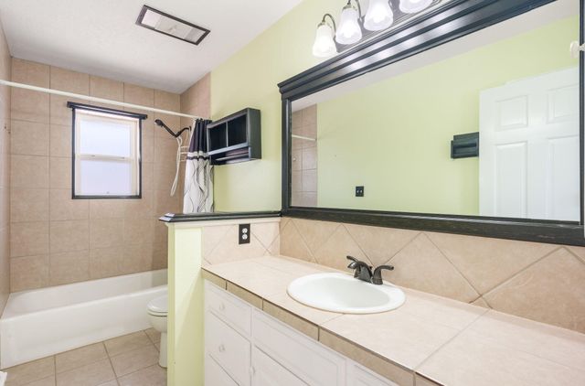 38 Sunset Drive, Belen, NM 87002