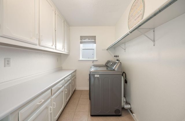 38 Sunset Drive, Belen, NM 87002